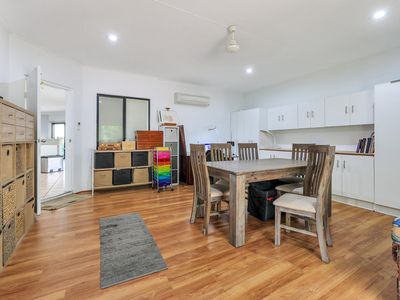 14 Gunn Crescent, Gunn
