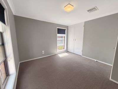 1 Honeysuckle Street, Forbes