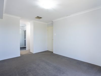 32 Daintree Street, Baldivis