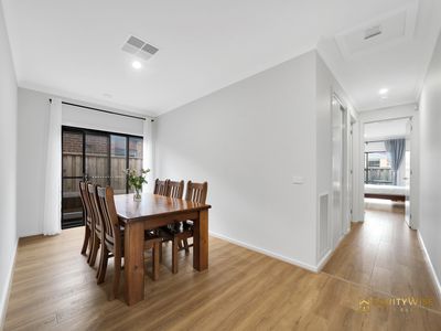 12 Perceval Place, Mambourin