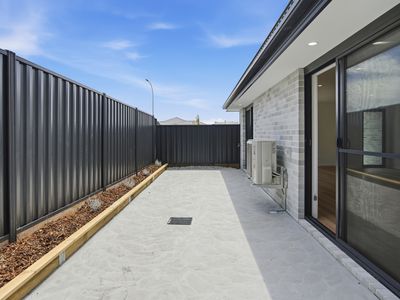 1 / 67 Parkfield Drive, Youngtown