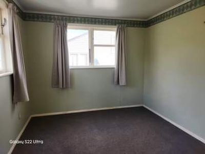30 Corinna Street, Waitangirua