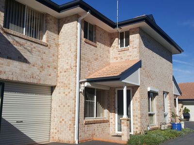 2 / 58 Peterborough Avenue, Lake Illawarra