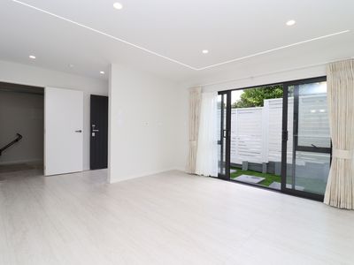 40B Arthur Road, Hill Park