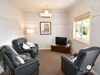 2 Hodge Street, Beechworth