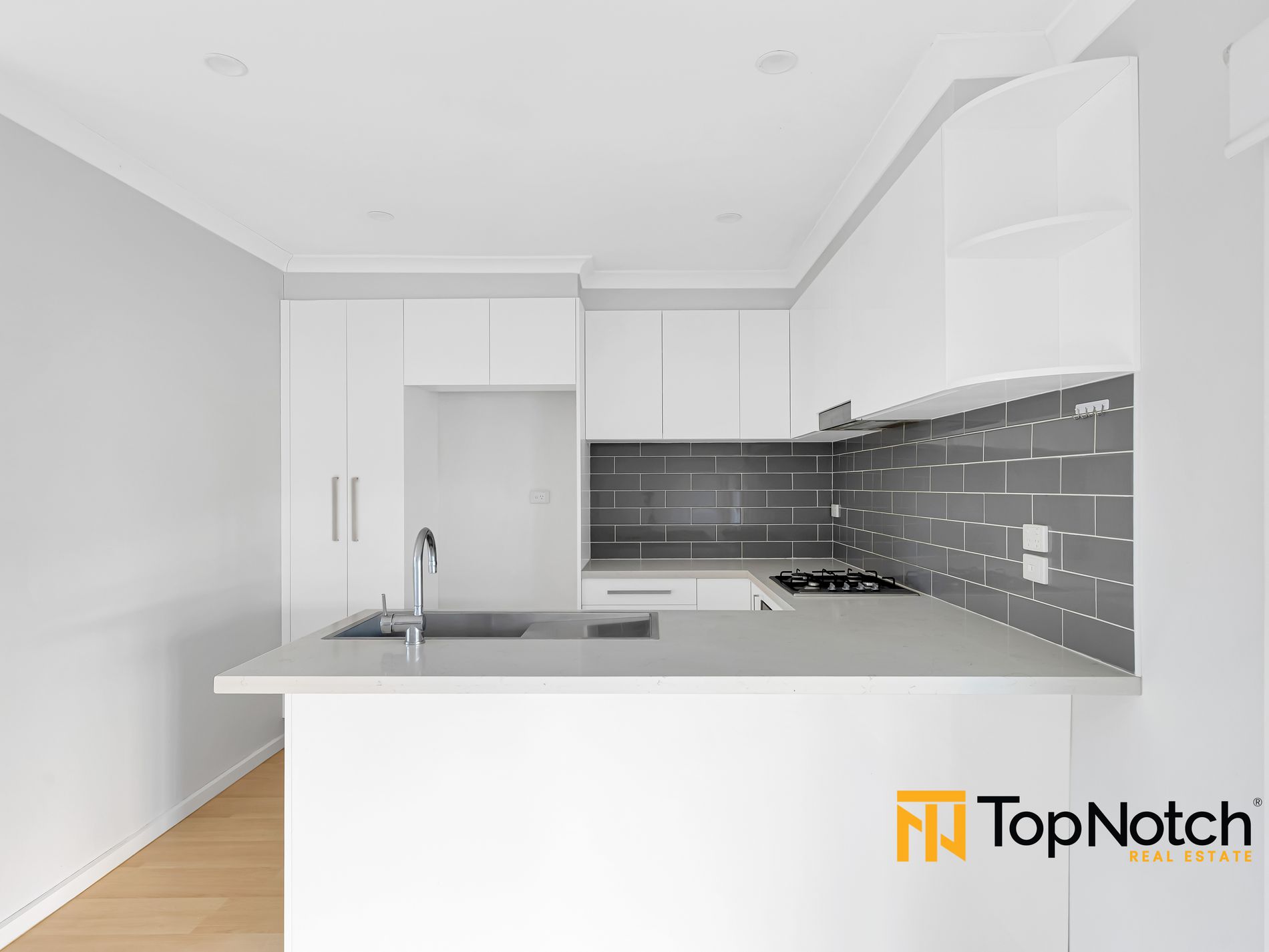 30 Curtin Avenue, Lalor