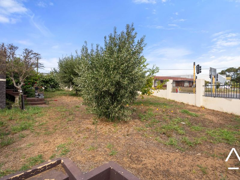392 Carrington Street, Hamilton Hill