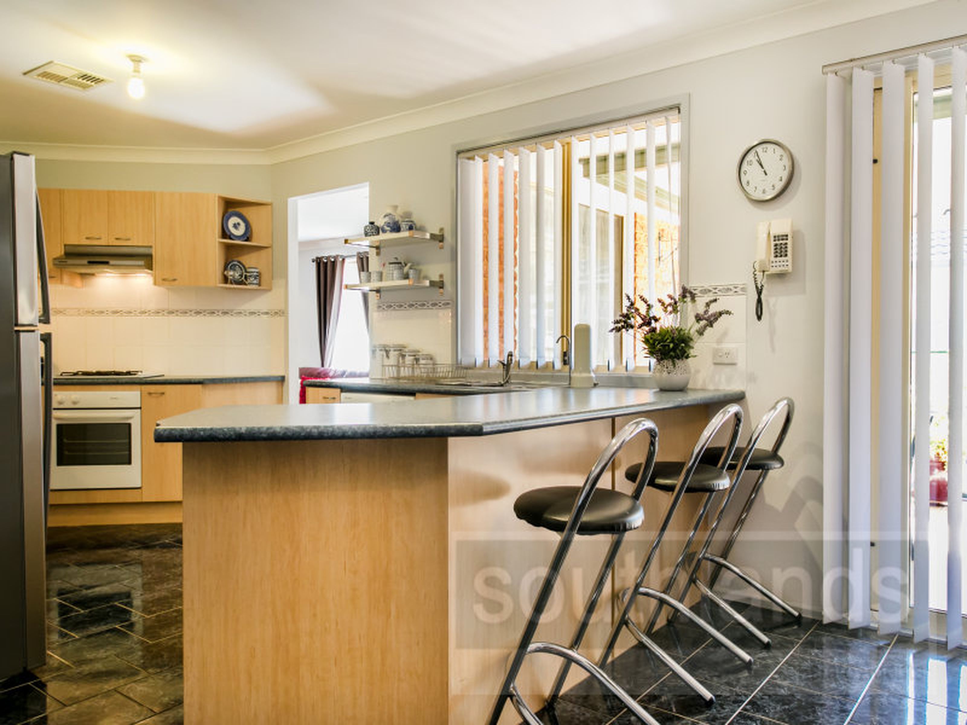 18 Sunbird Terrace, GLENMORE PARK