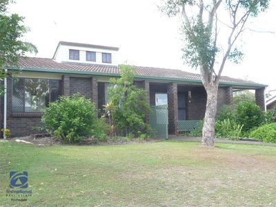 11  Coleman Cresent , Springwood