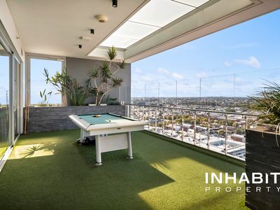 2004 / 105 Stirling Street, Perth