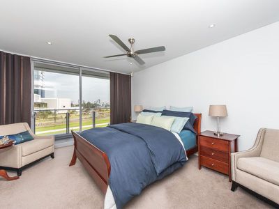 16 / 23 Bow River Crescent, Burswood