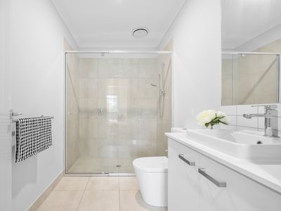 24 Uxbridge Street, Werribee