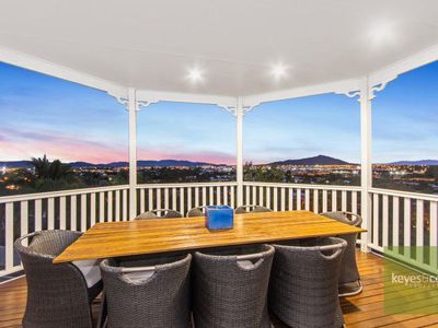 5 / 18 High Vista Drive, Mount Louisa