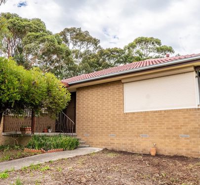10 HAWDON DRIVE, Cranbourne
