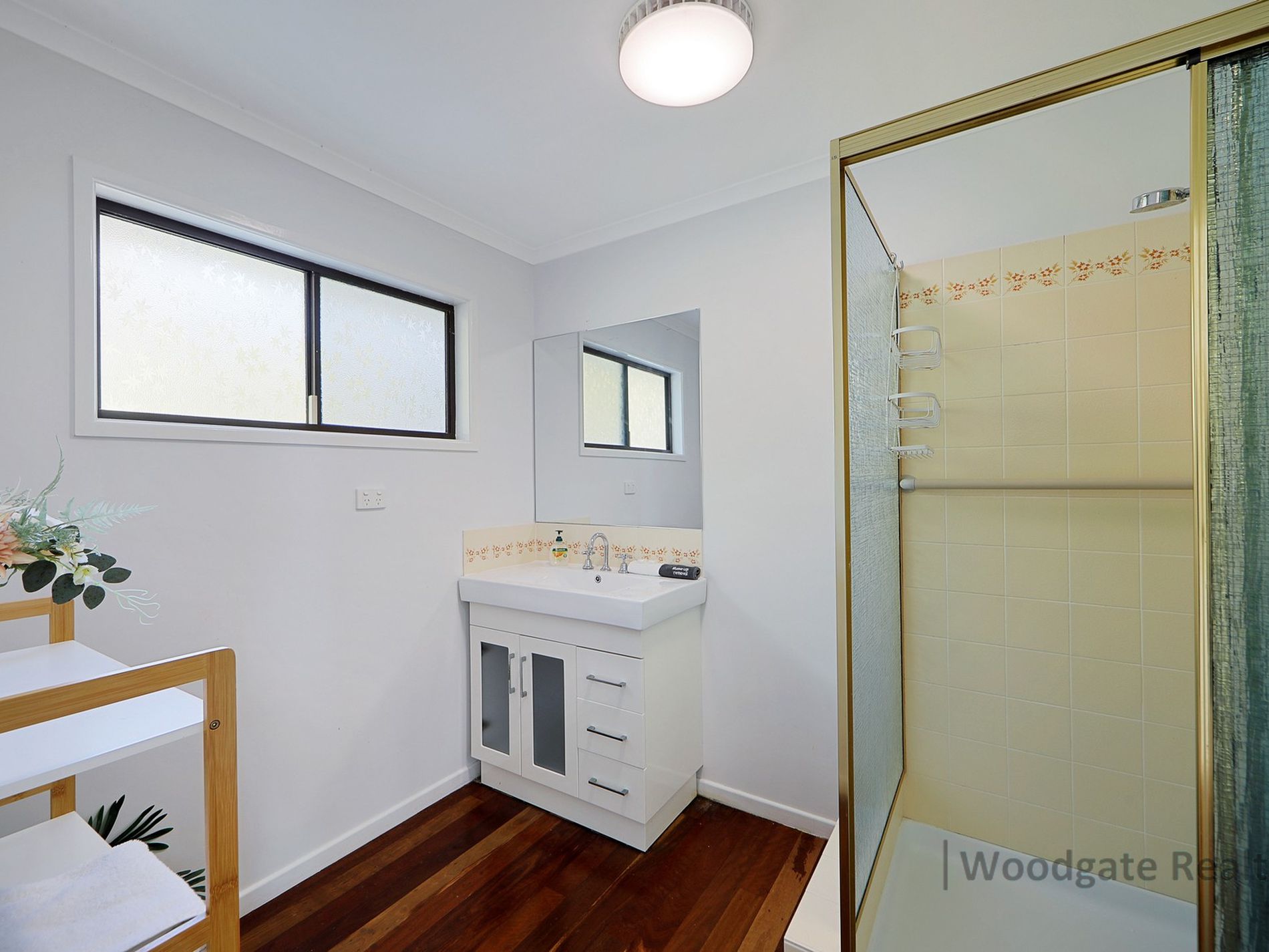 16 THEODOLITE CREEK DRIVE, Woodgate