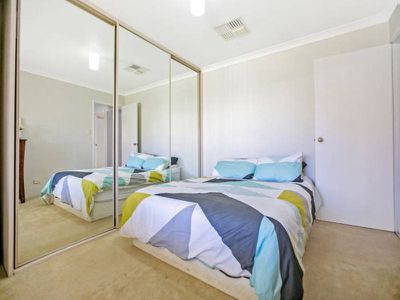 11 Rossell Place, Atwell