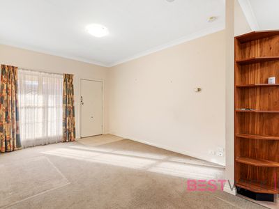 11 / 84 Lambert Street, Bathurst