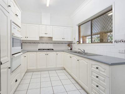 12 CARBEEN DRIVE, Taranganba