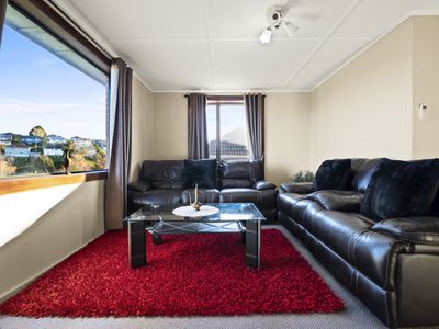 32 Panmure Avenue, Calton Hill