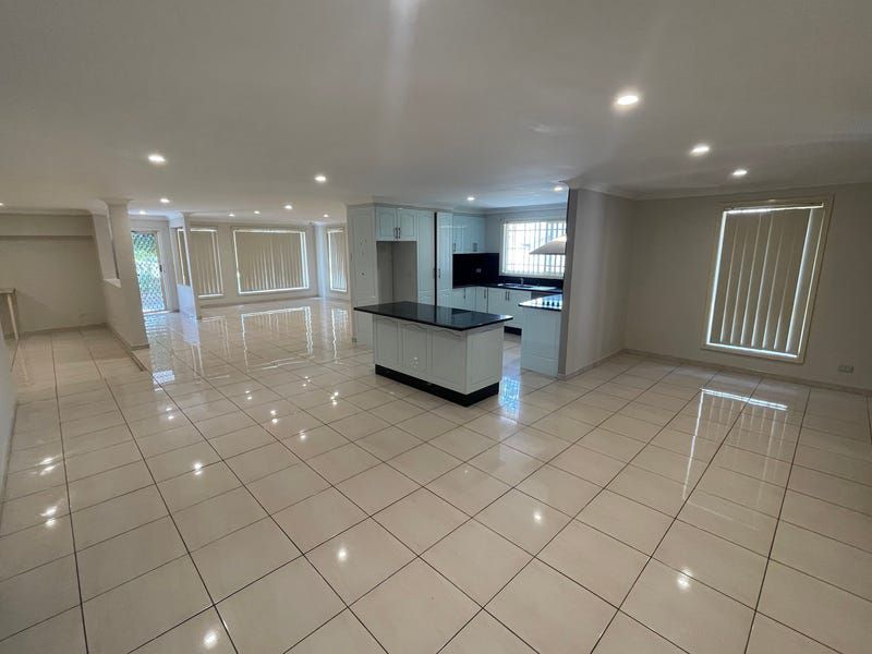 2 Nymboida Avenue, Hoxton Park