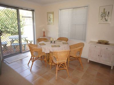 2B Yamba Street, Hawks Nest