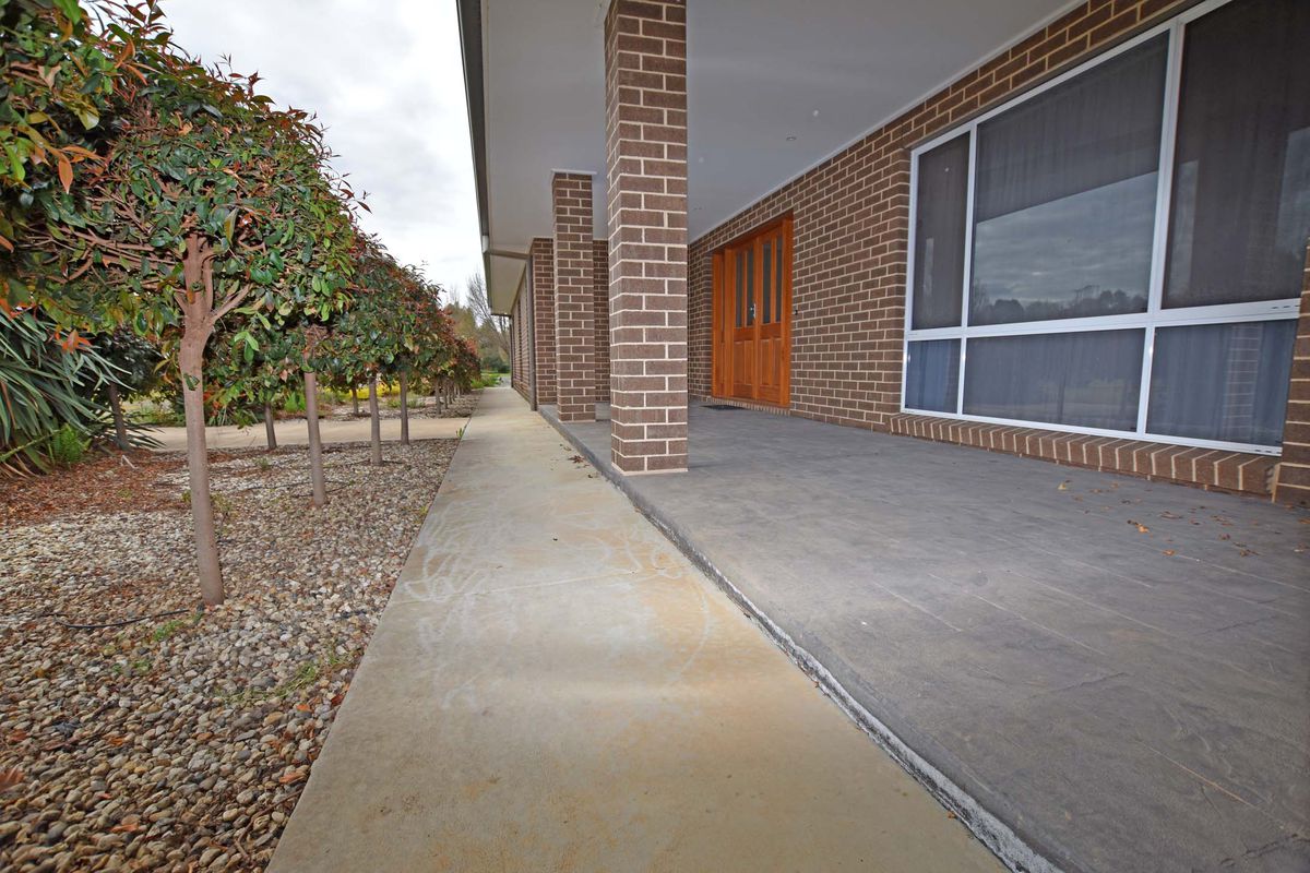 2 Jenmar Drive, Kyabram