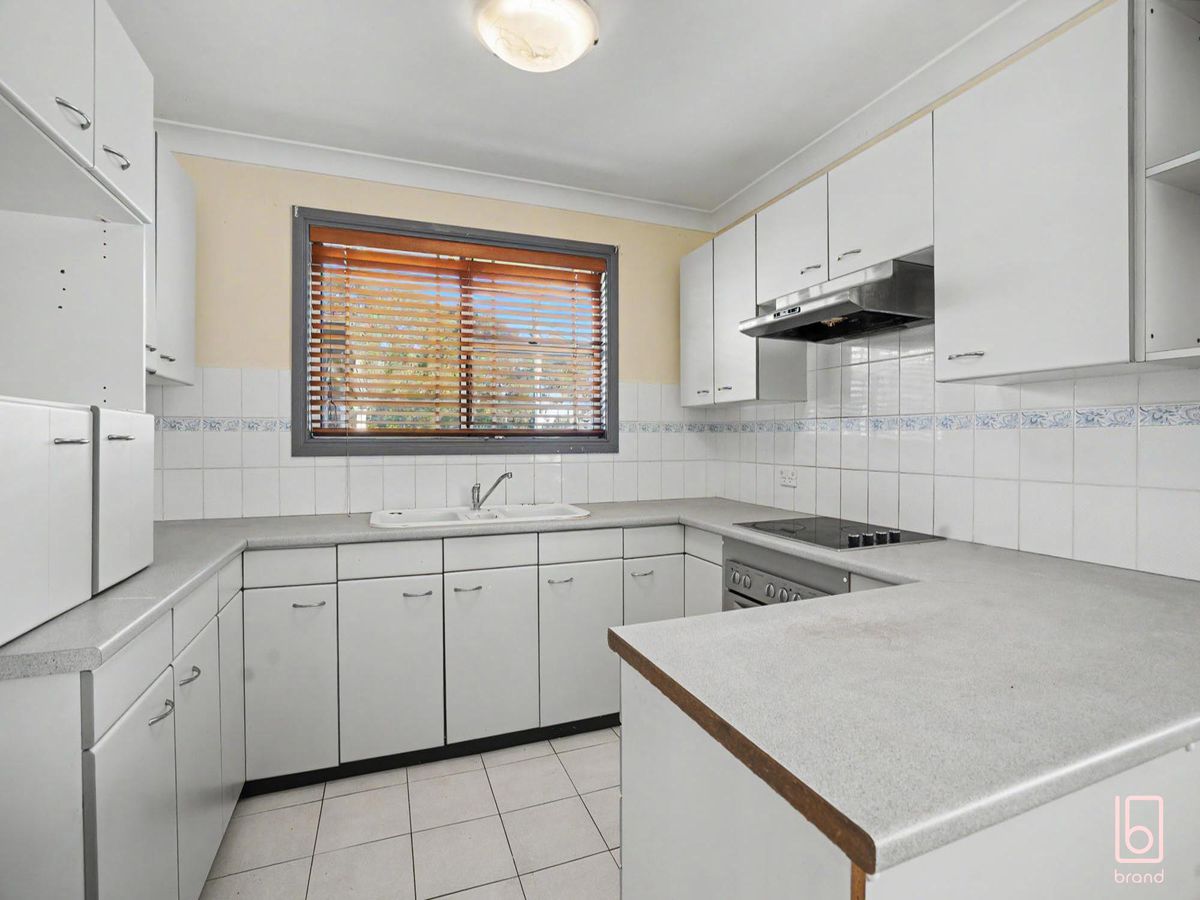17 TOSCA DR, Gorokan