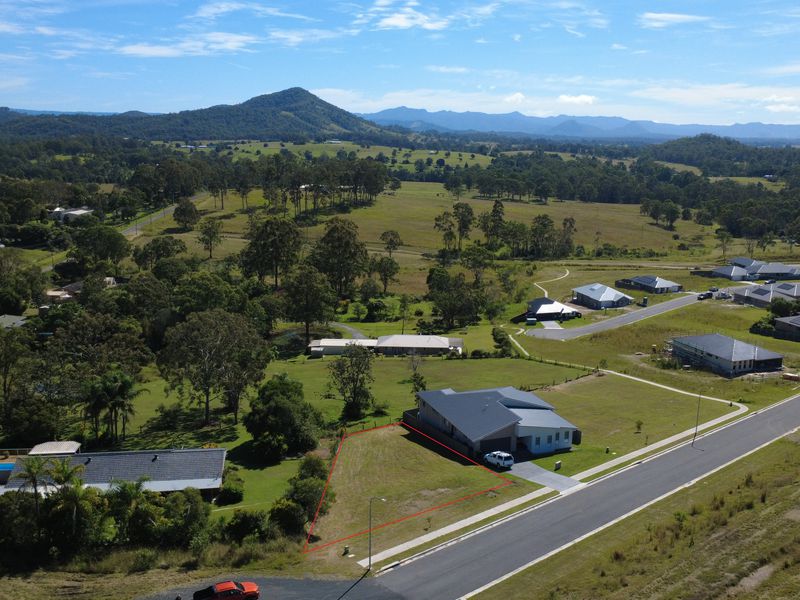 33 Ellenora Circuit, Wingham