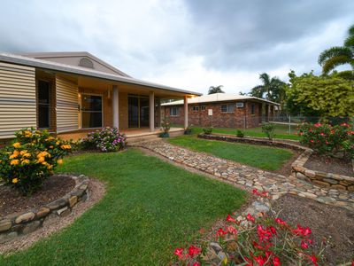 9 Peters Avenue, Midge Point