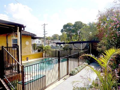82 Stoney Creek Rd, Beverly Hills