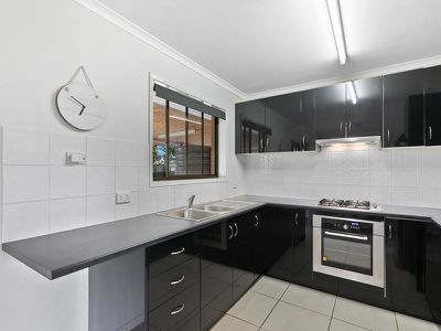 28 Caringa Street, Urangan
