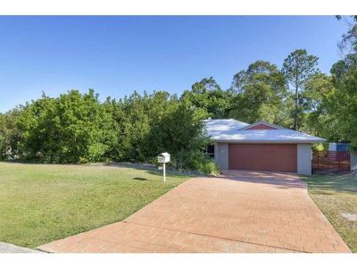11 Dirum Court, Tewantin