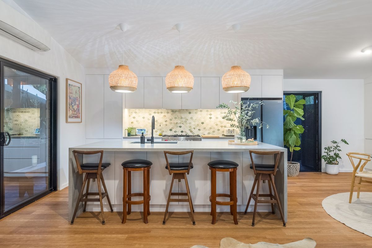 6 Lakeside Way, Lennox Head