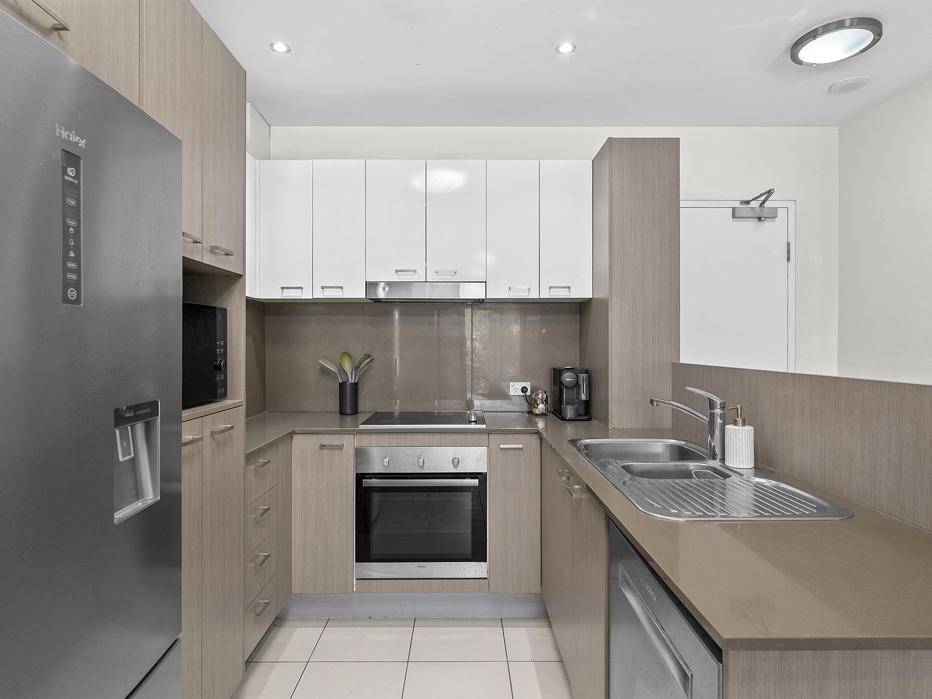 20 / 11 Riding Road, Hawthorne