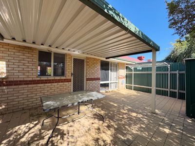 2 / 1 Ochiltree Street, Somerville