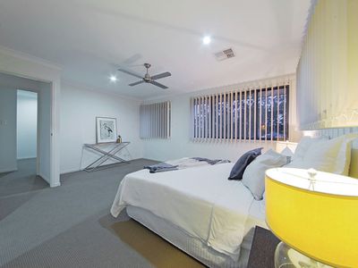 9 Higgs Circuit, Wynnum West