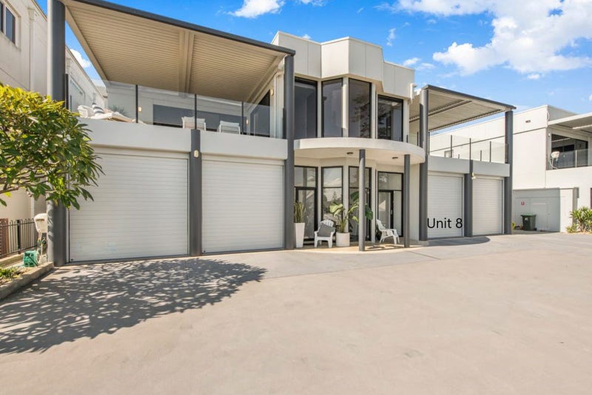 8 / 29 Hutton Road, The Entrance
