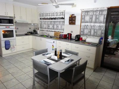 580 Telegraph Rd, Seymour