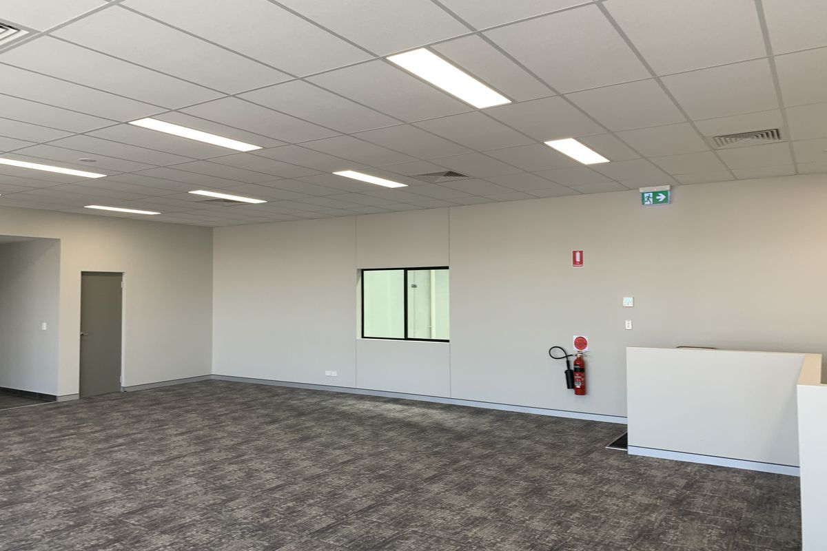 2 / 2-10 Dunn Road, Smeaton Grange