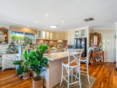 42 Cale Street, Como