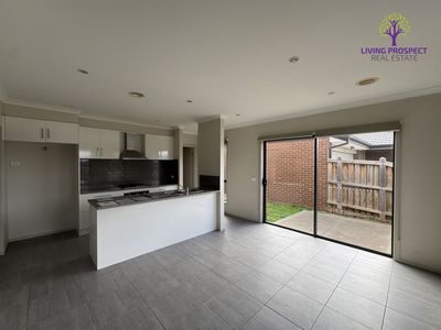 1 / 5 Equine Court, Tarneit