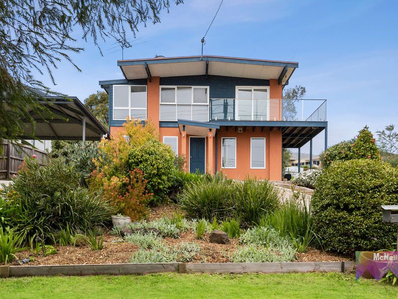 Real Estate Agent Mornington McNeill Real Estate