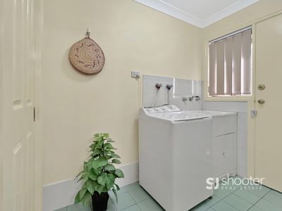 2B Gasnier Place, Dubbo