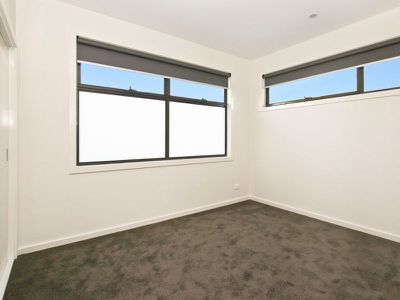 3/4 Dickens Street, Heidelberg Heights