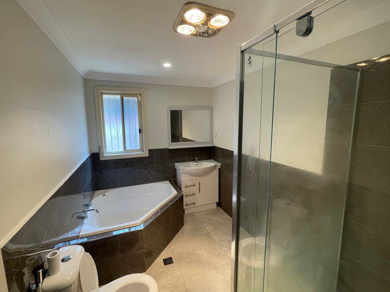 2 Nymboida Avenue, Hoxton Park