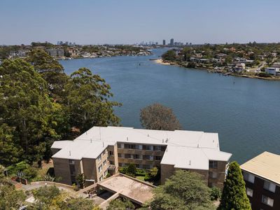 13 / 9 Bortfield Drive, Chiswick