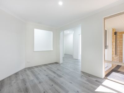 42 Achiever Avenue, Port Kennedy