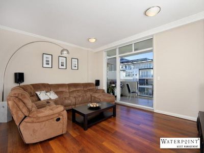 27 / 5 Bay Drive, Meadowbank