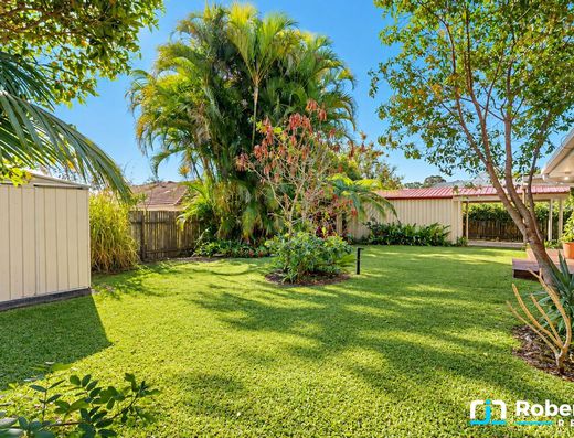 Spacious, Light-Filled Living in a Quiet Old Tewantin Cul-de-Sac image 24