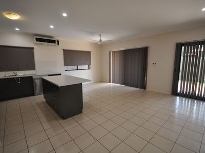 6 Eucalypt Way, South Hedland